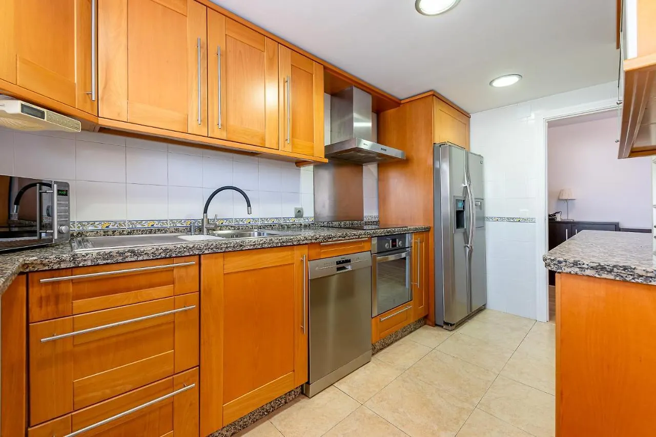 Apartment 797 Holiday Rentals- Espectacular Piso Para 6 Con Vistas Al Mar Benalmadena Spain