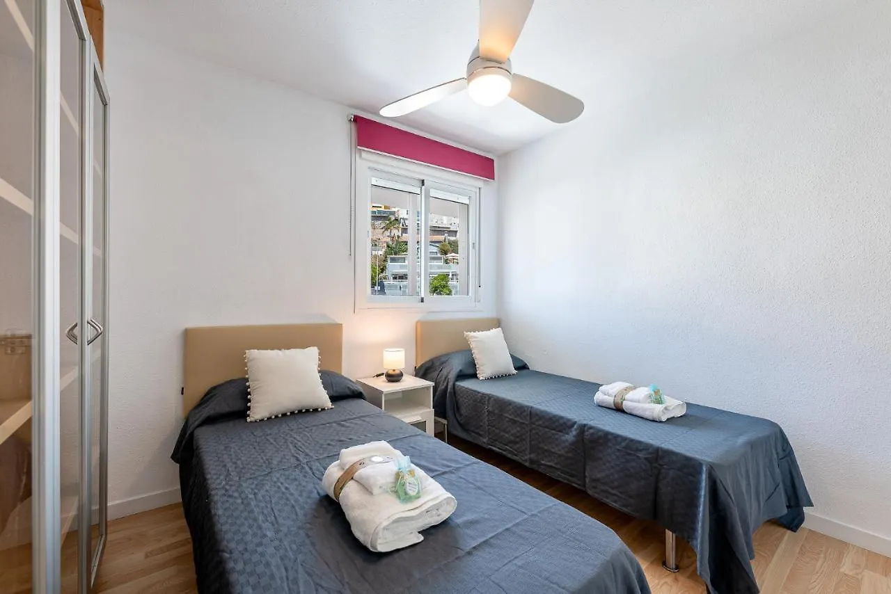 797 Holiday Rentals- Espectacular Piso Para 6 Con Vistas Al Mar Benalmadena Spain